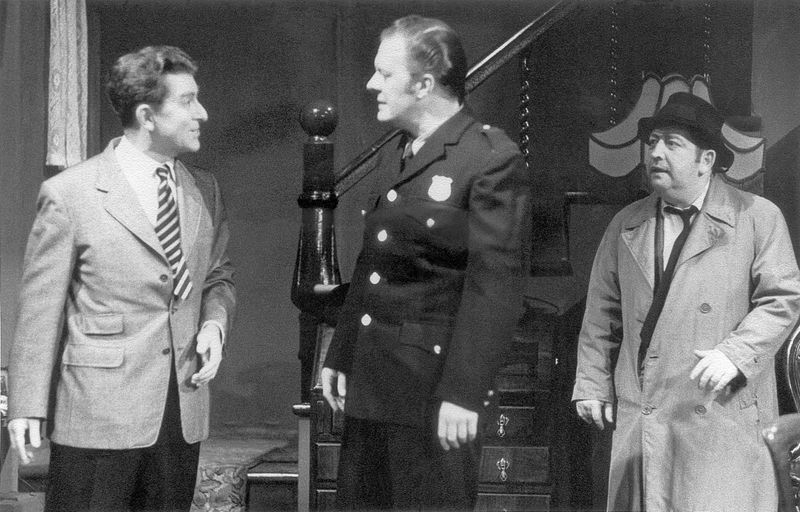 File:Arsenic&OldLace017.jpg